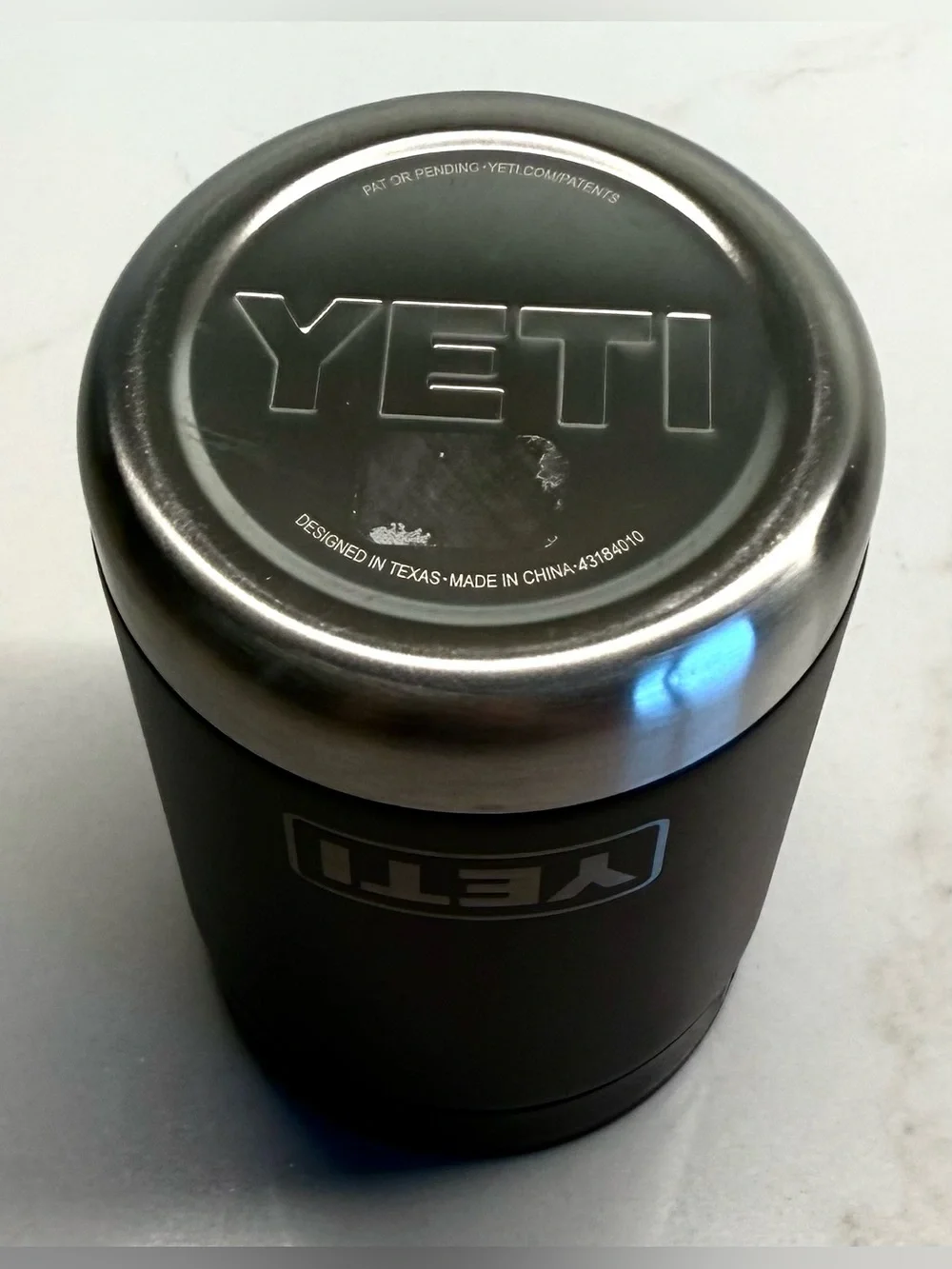 YETI Rambler Colster Can Insulator Black w/ Screw-On Lid